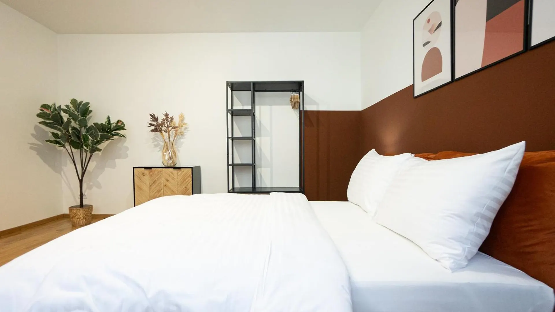 Brand New! Selfcheck-In, King Size Bed, Free Wi-Fi Lägenhet Wien Österrike