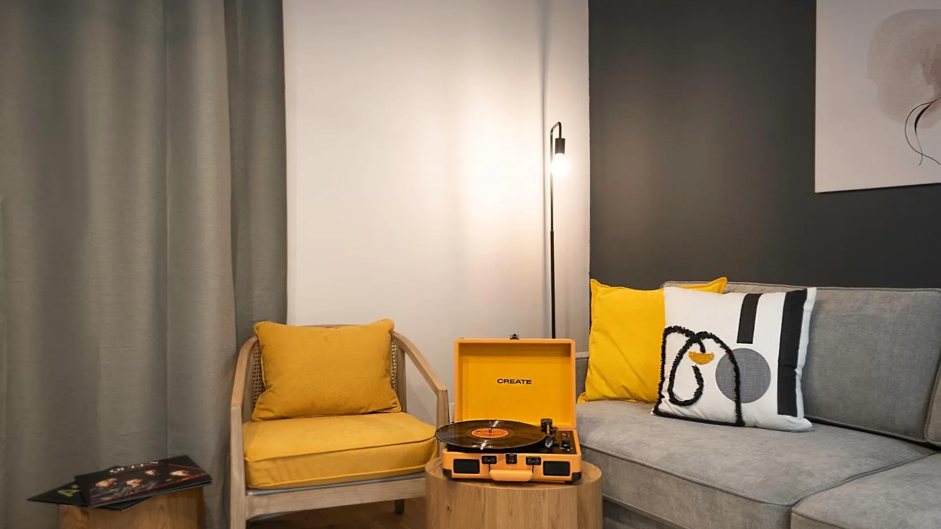 Brand New! Selfcheck-In, King Size Bed, Free Wi-Fi Lägenhet Wien