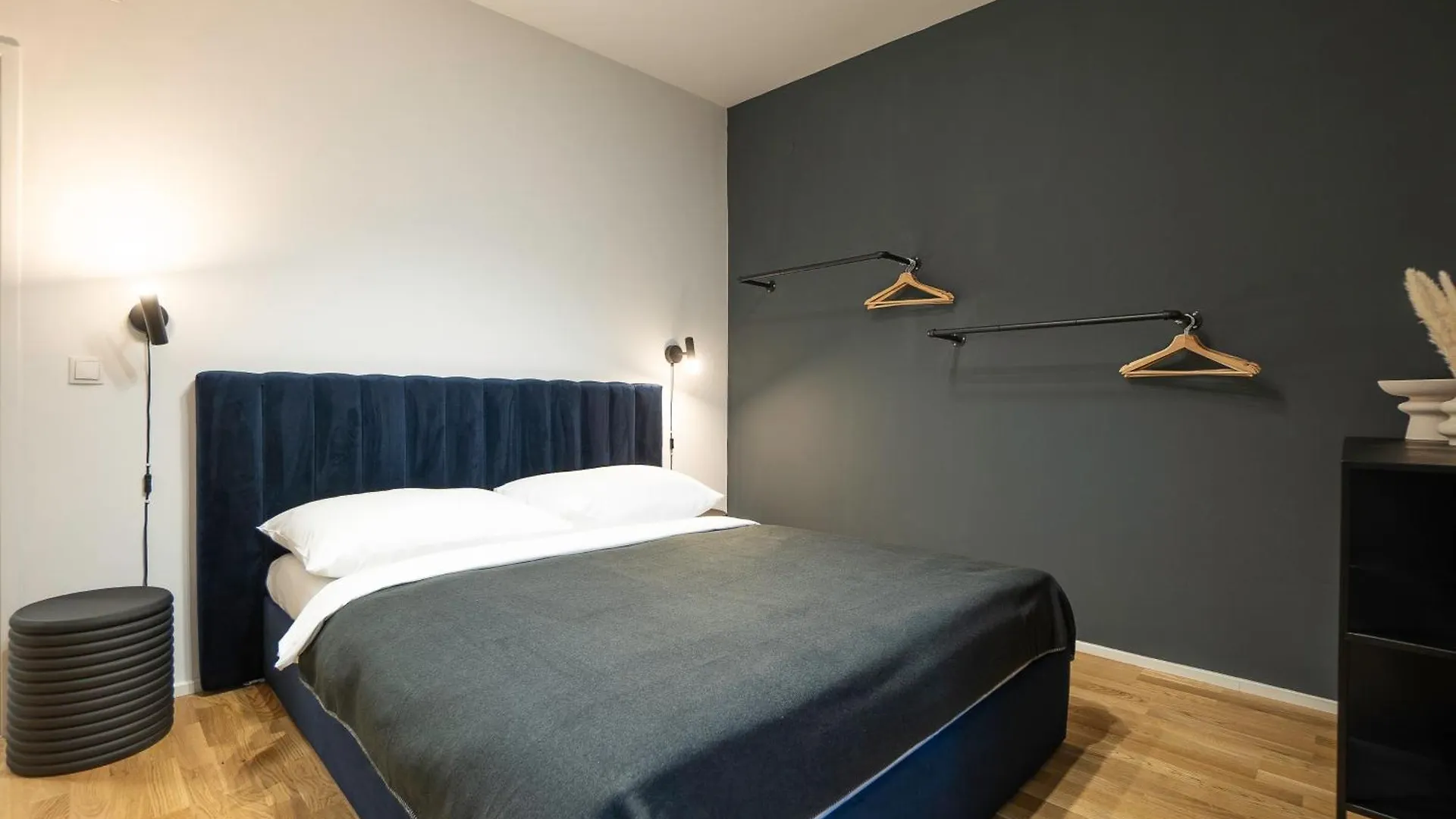 Brand New! Selfcheck-In, King Size Bed, Free Wi-Fi Lägenhet Wien
