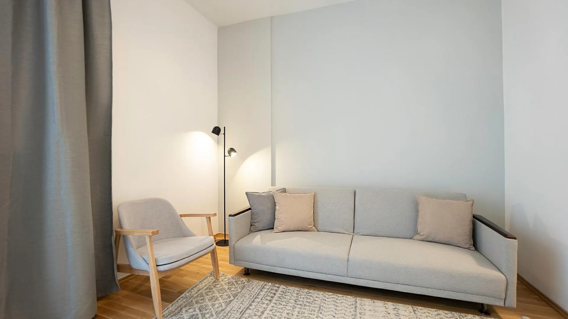 Appartement Brand New! Selfcheck-In, King Size Bed, Free Wi-Fi à Vienne